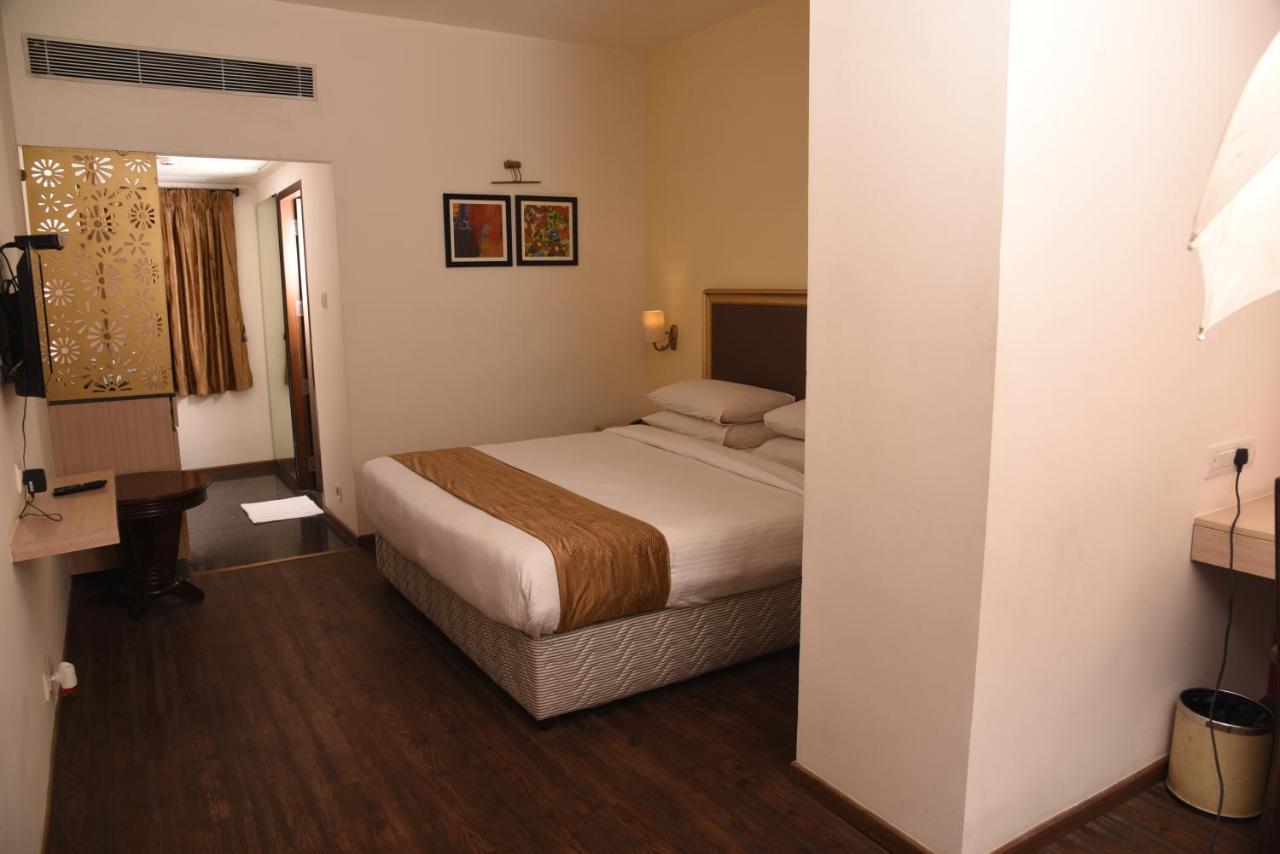 Hotel Sabareesh Park มทุราย ภายนอก รูปภาพ